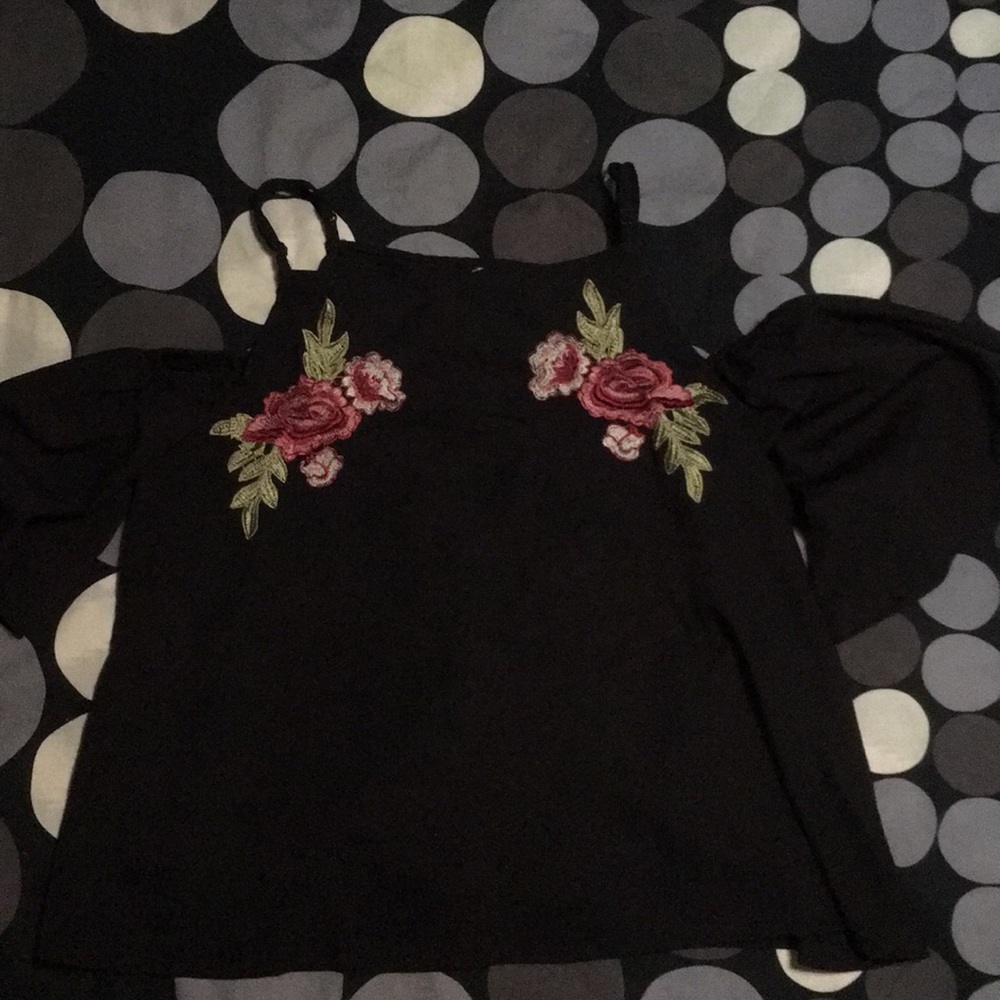 Cute off shoulder top